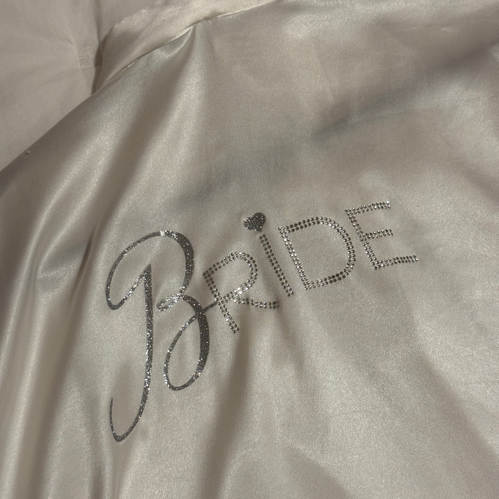 Victoria’s Secret White Bridal Robe